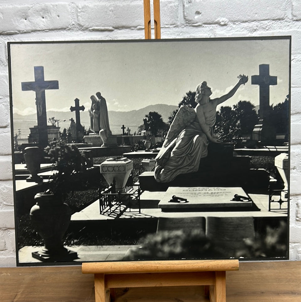 Graveyard San Jose Costa Rica Photo serie “Cemetery” by Theo van der Vaart