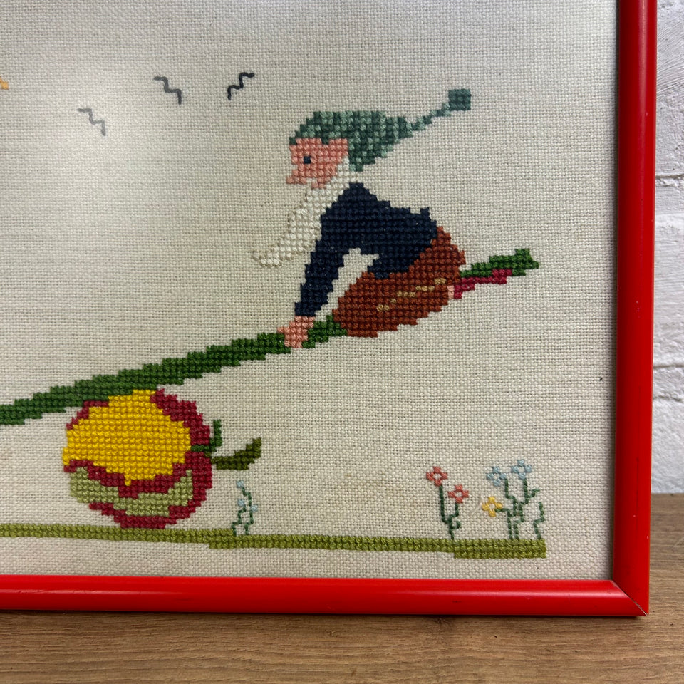 Small Vintage Embroidery of playing Gnomes Kabouters - Cottonwork - Framed