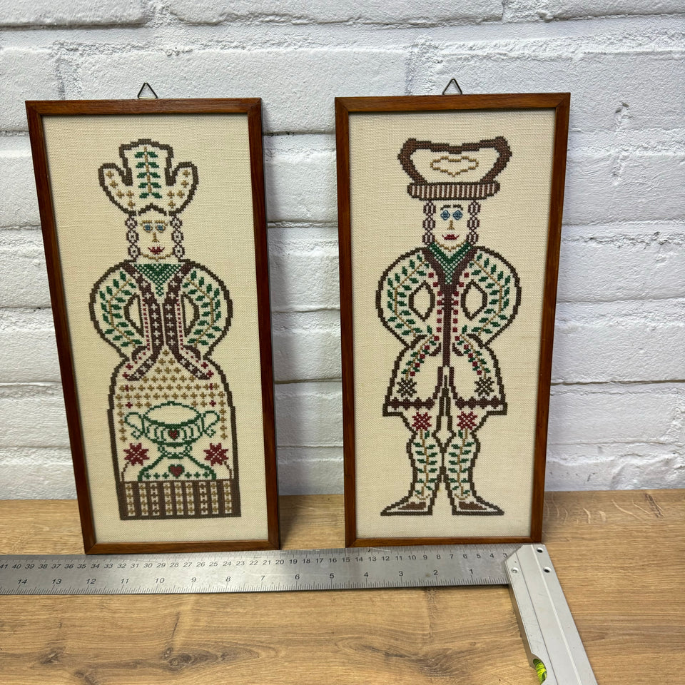 A couple of two folk art figures - Cross-Stitch Embroidery - Cottonwork - Framed