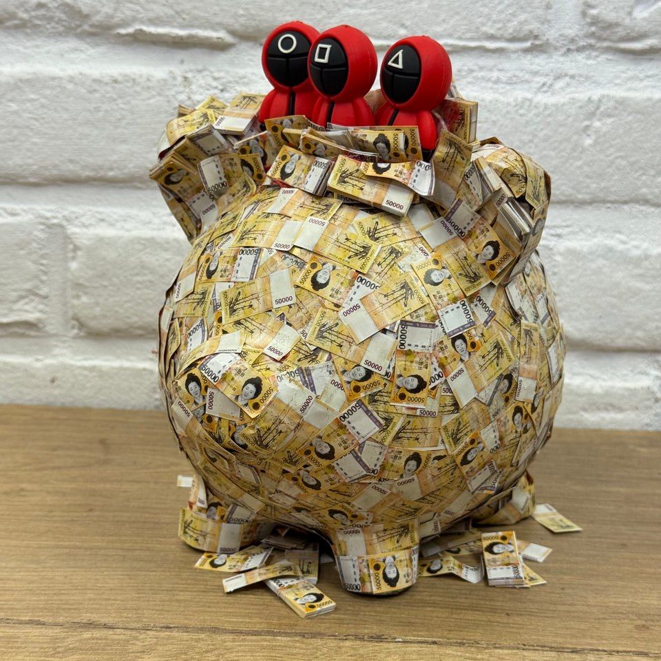 The PiggyBank Squid Art Game characters on Piggy bank