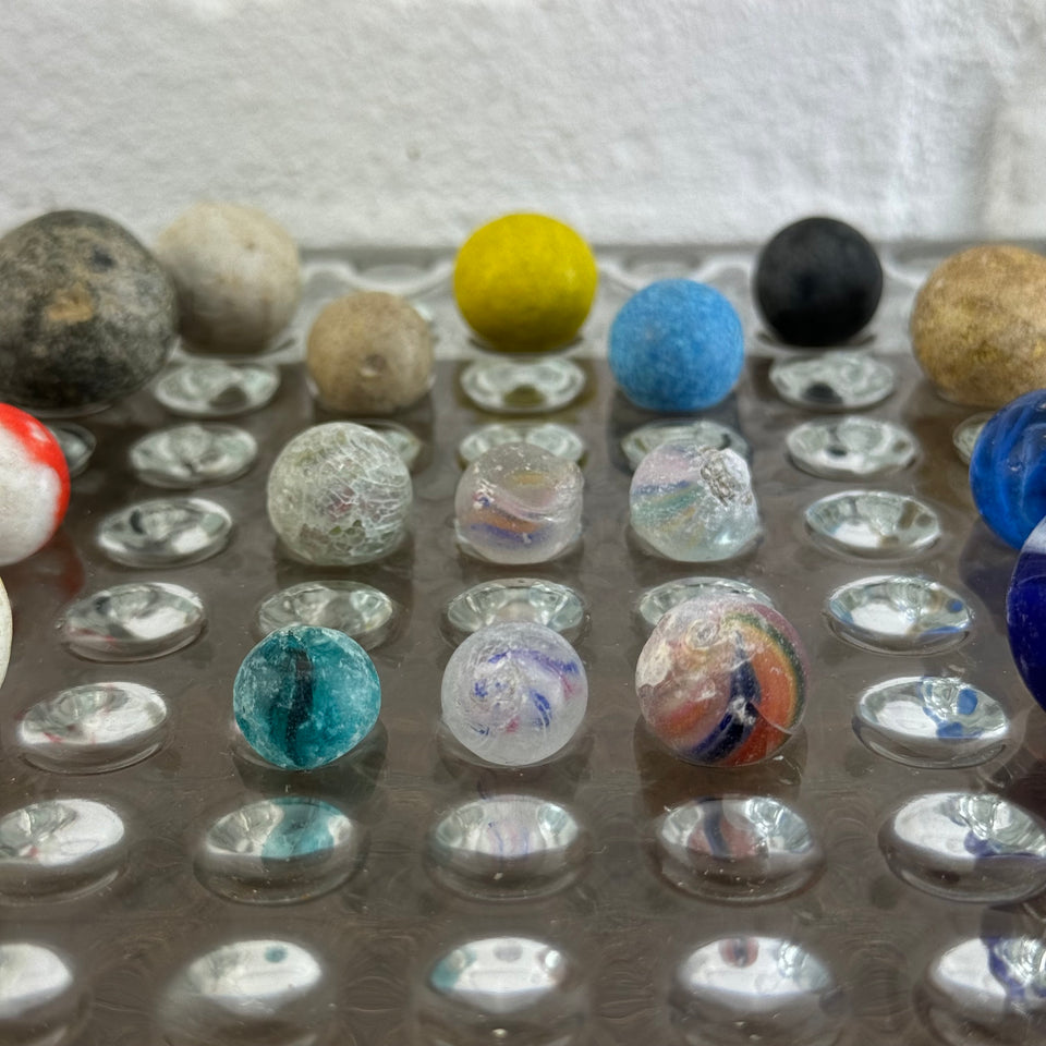 Set of antique collectable marbles - Different type and sizes