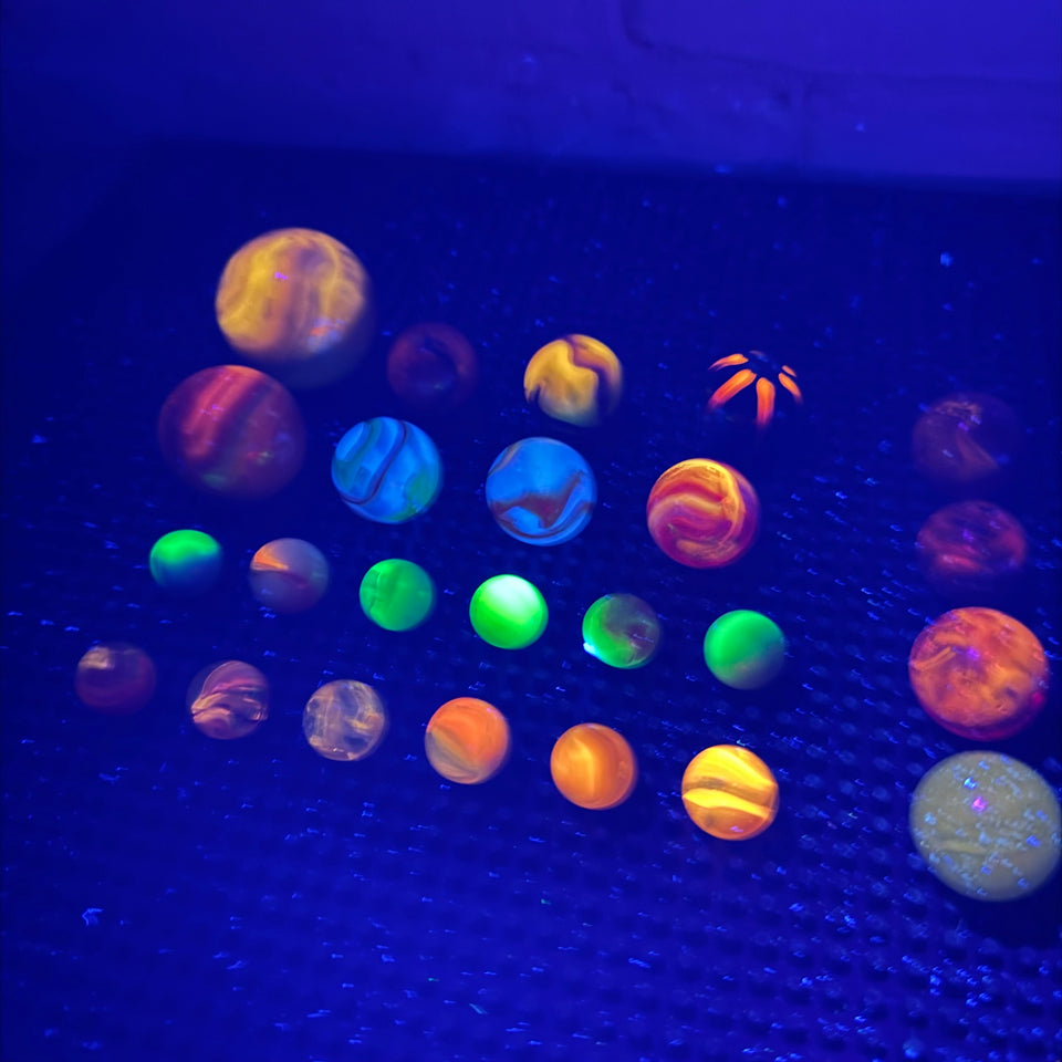 Large UV reactive - 24 Uranium glass marbles - blacklight