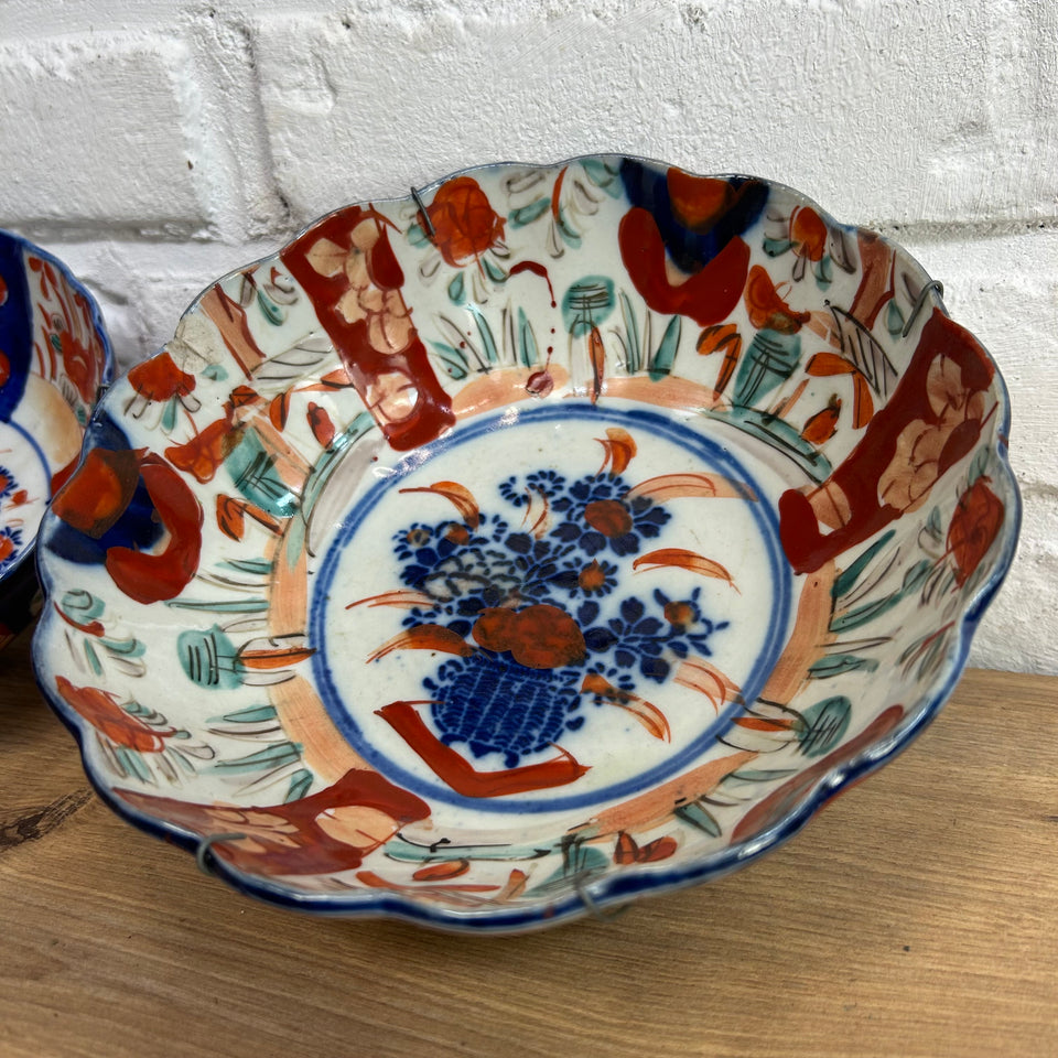 Two Japanese Imari bowls - with wall hanging