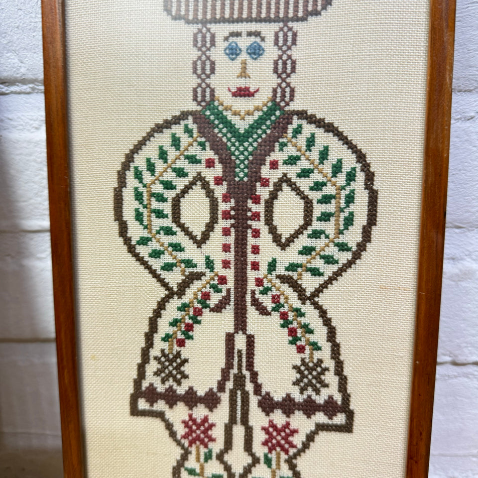 A couple of two folk art figures - Cross-Stitch Embroidery - Cottonwork - Framed