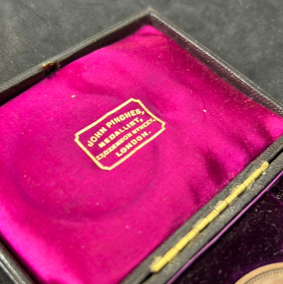 Bronze medaillon 1900 - Royal Academy of Music - London John Pinches