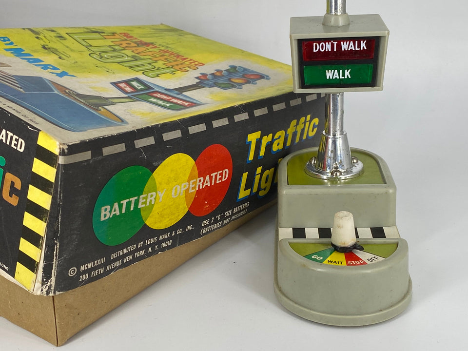 Vintage Battery operated Traffic Light